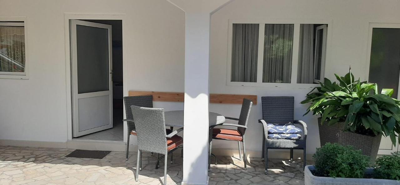Rooms & Apartments Kaurloto พาก ภายนอก รูปภาพ